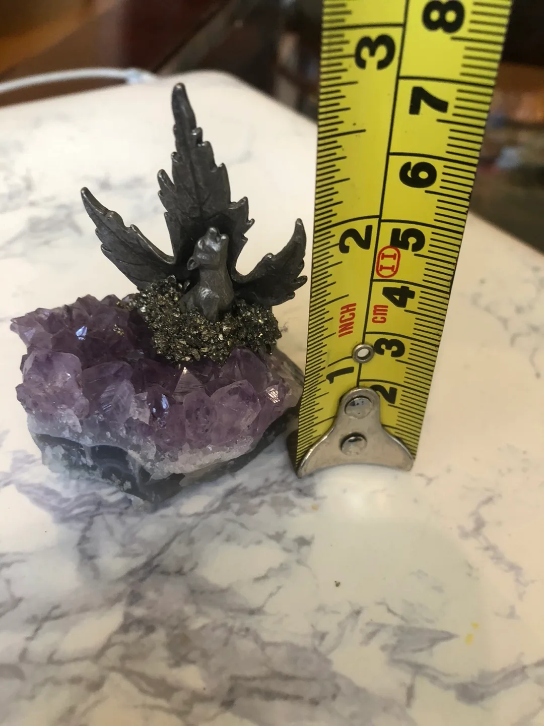 Wolf with Amethyst Crystal Base image indicator(4)