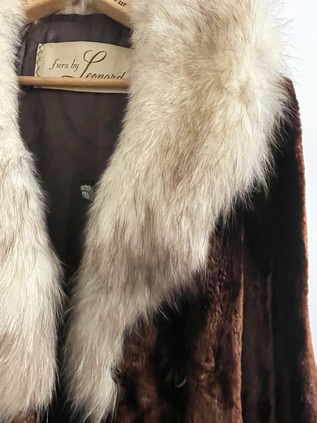 Vintage Furs by Leonard Fur Coat image indicator(4)