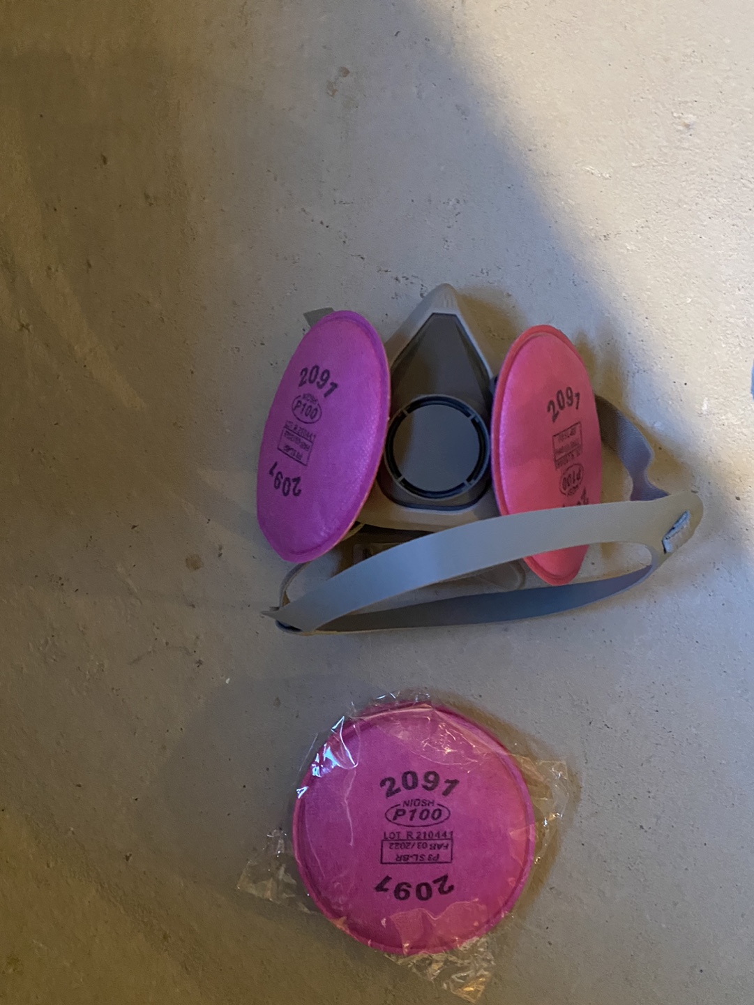 Protective Mask with Ventilation - photo 2