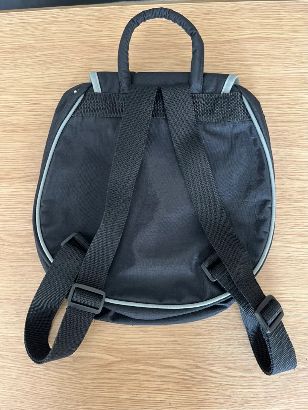 New Garfield Backpack image indicator(3)