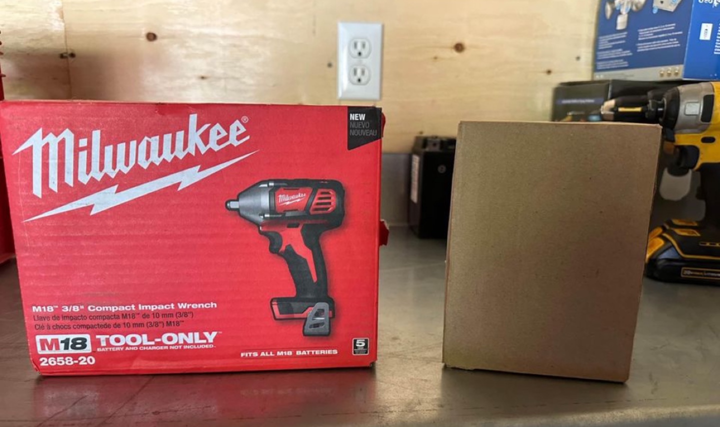 Milwaukee Compact Impact Wrench - photo 2
