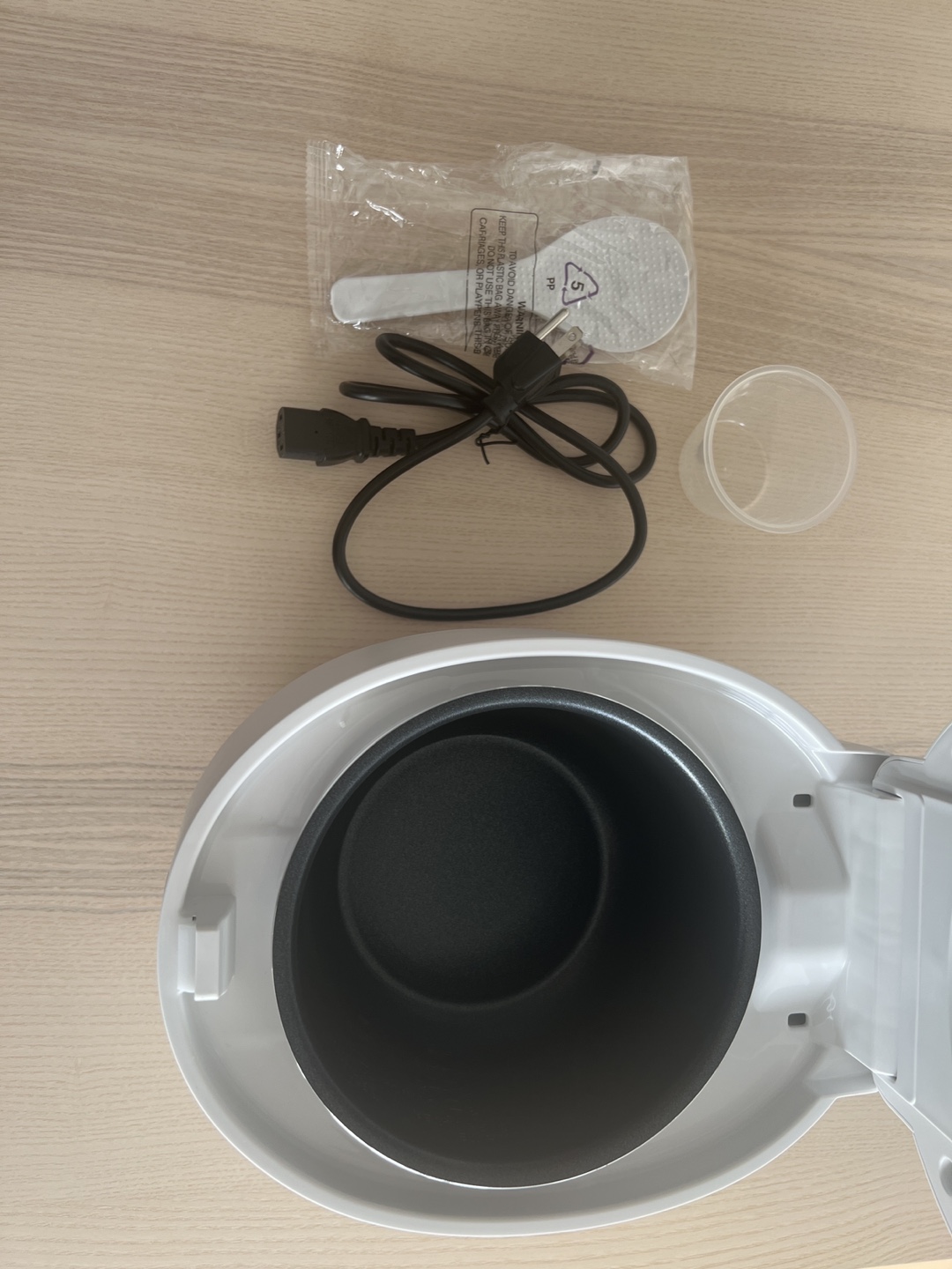 Cuckoo 3 cups Rice Cooker - photo 4