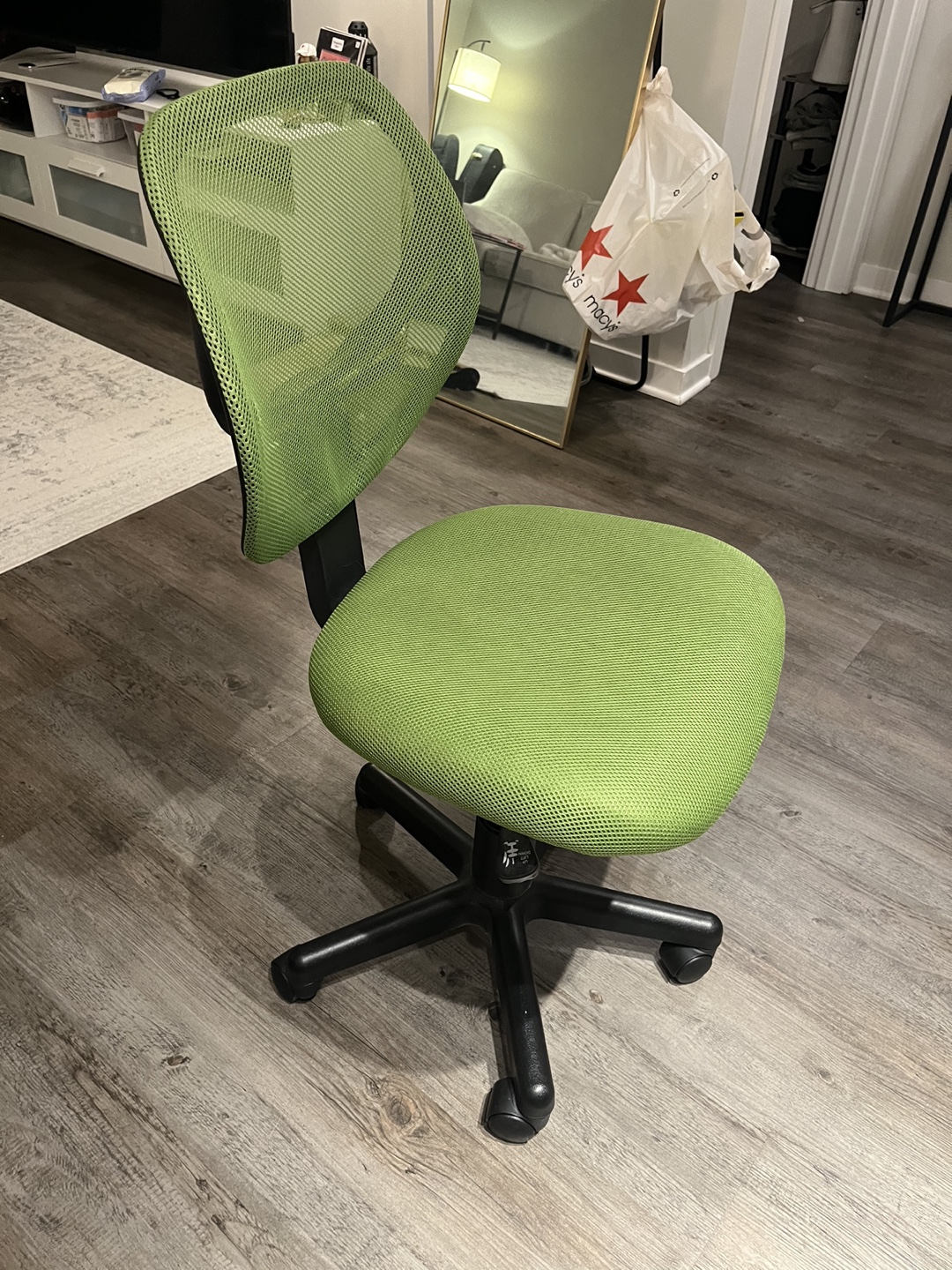 Amazon Basics Chair