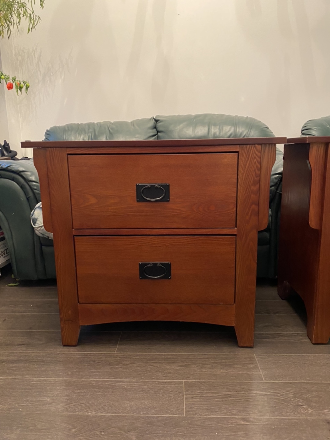 Pair of Nightstands - photo 3