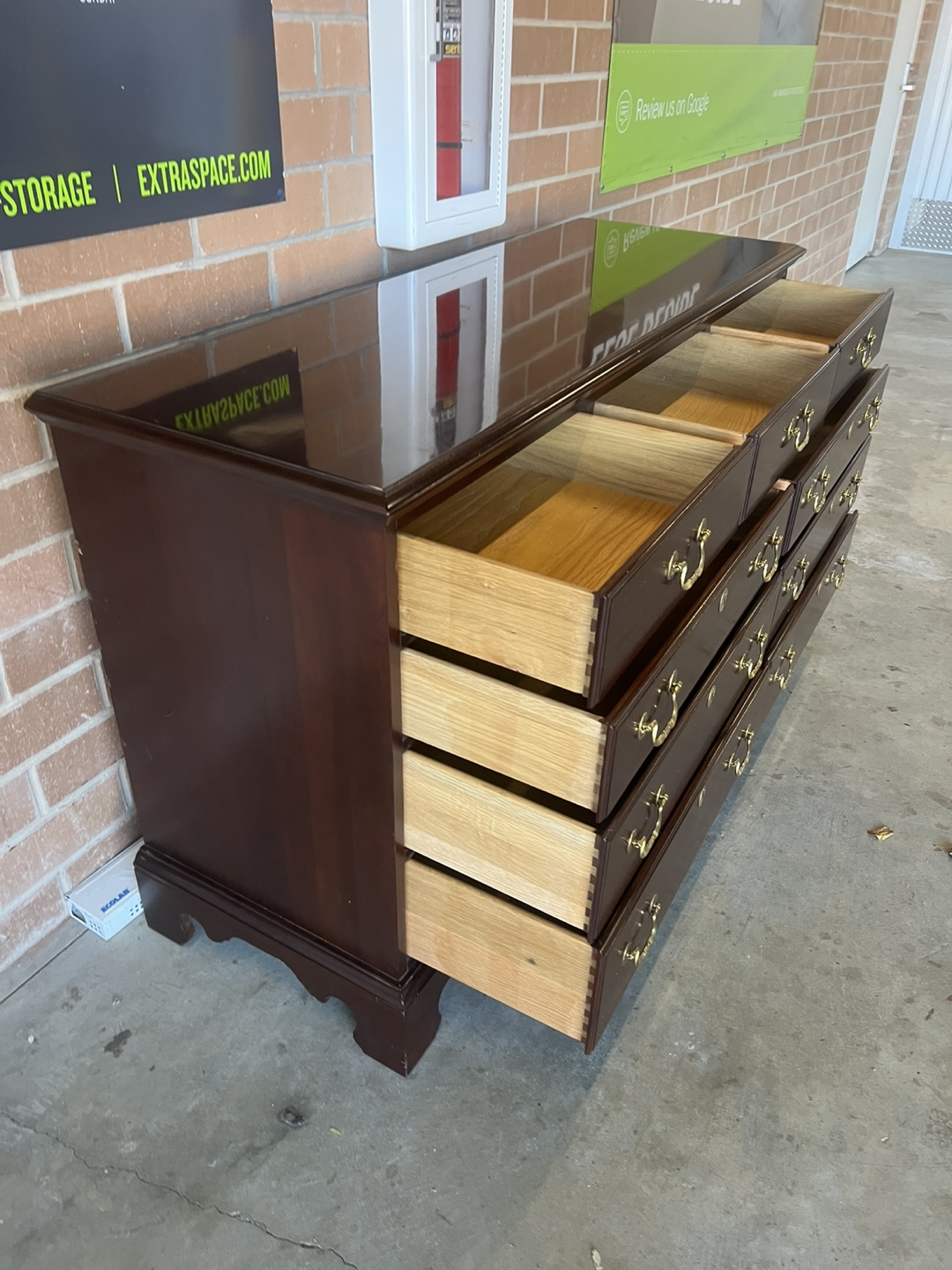 Lexington 9 Drawer Dresser - photo 4