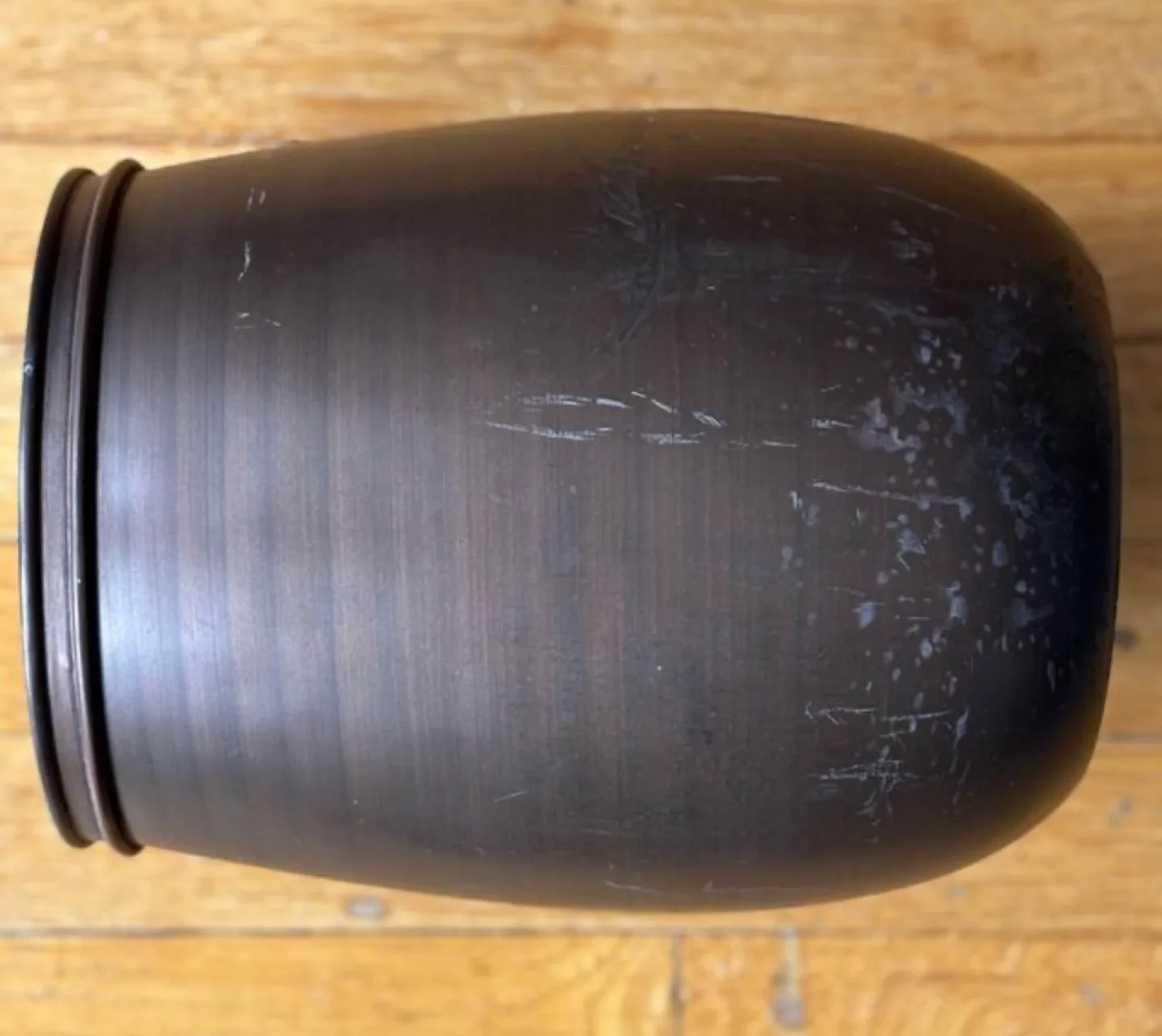 Bronzed Brown Ceramic Waste Basket image indicator(4)