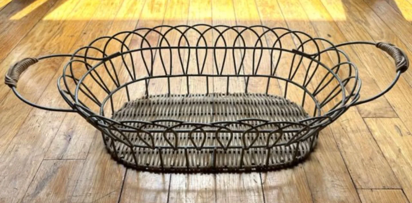 Wicker & Metal Basket Wicker detail on handles  Like New image indicator(6)
