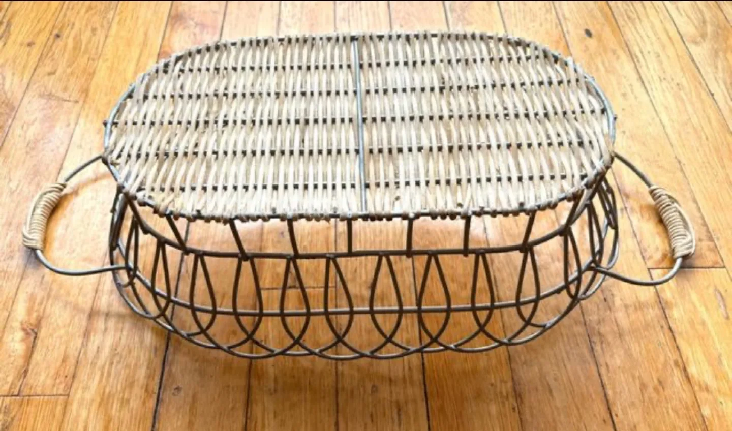 Wicker & Metal Basket Wicker detail on handles  Like New image indicator(7)