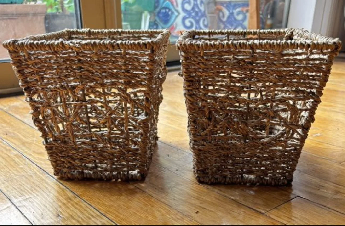 Small Wicker Decorative Baskets Set of 2 Like New image indicator(2)