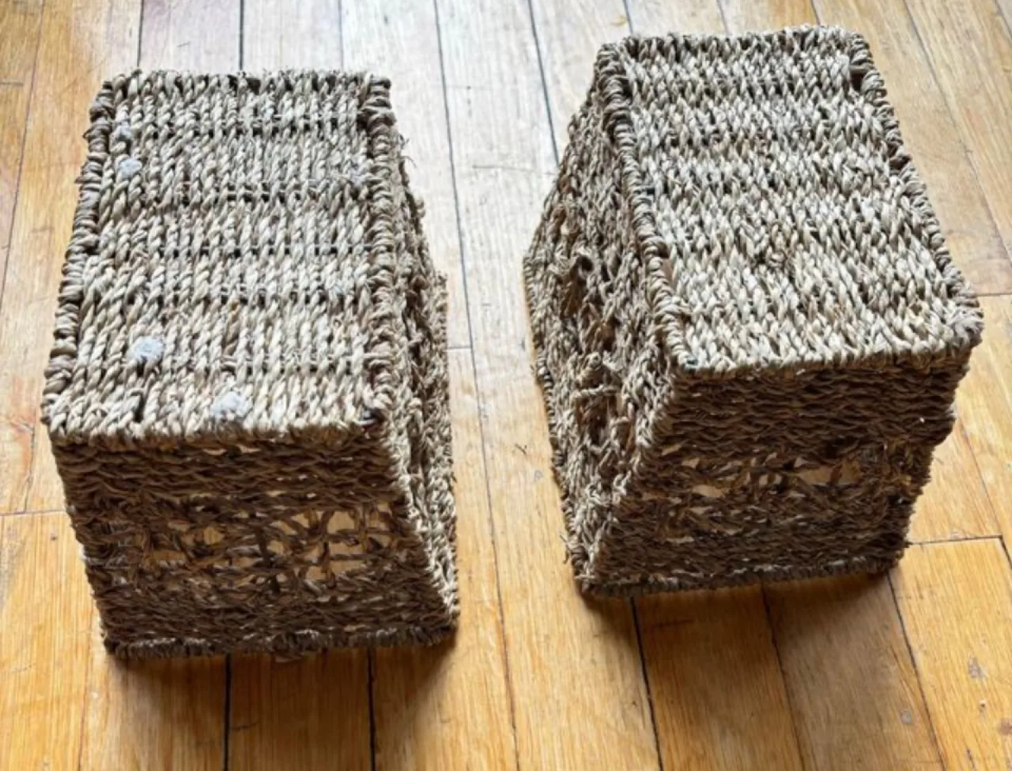 Small Wicker Decorative Baskets Set of 2 Like New image indicator(5)