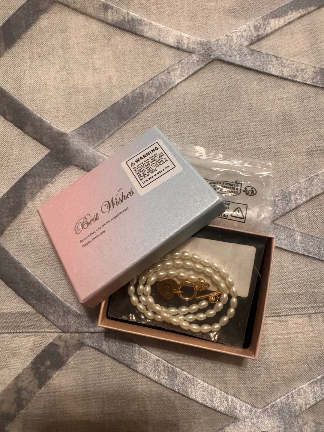 Pearl Necklace with Heart Charm image indicator(5)