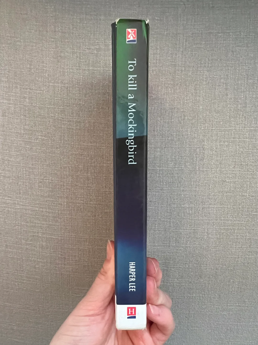 To Kill a Mockingbird by Harper Lee hardcover image indicator(4)