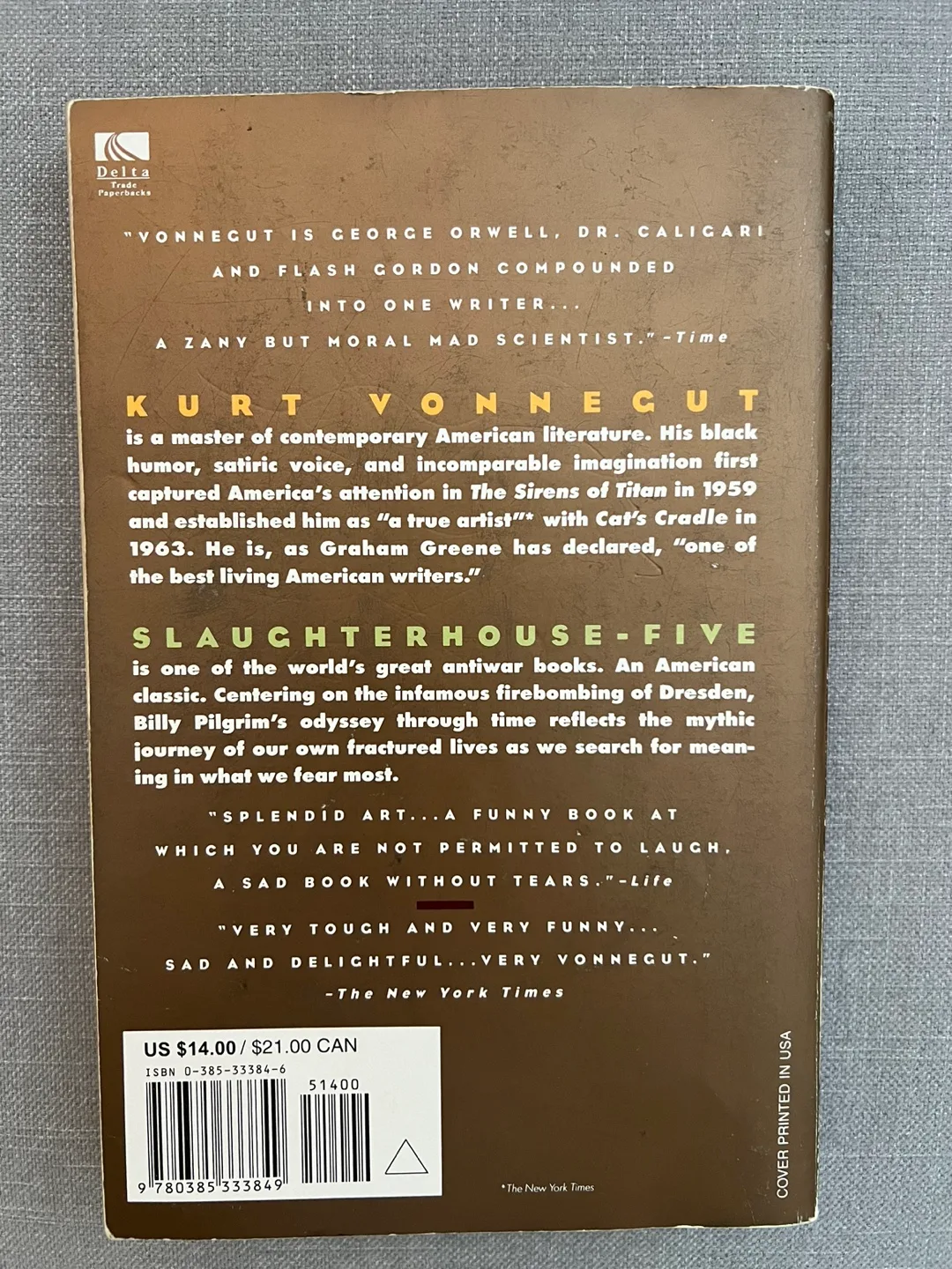 Slaughterhouse-Five by Kurt Vonnegut Paperback image indicator(3)