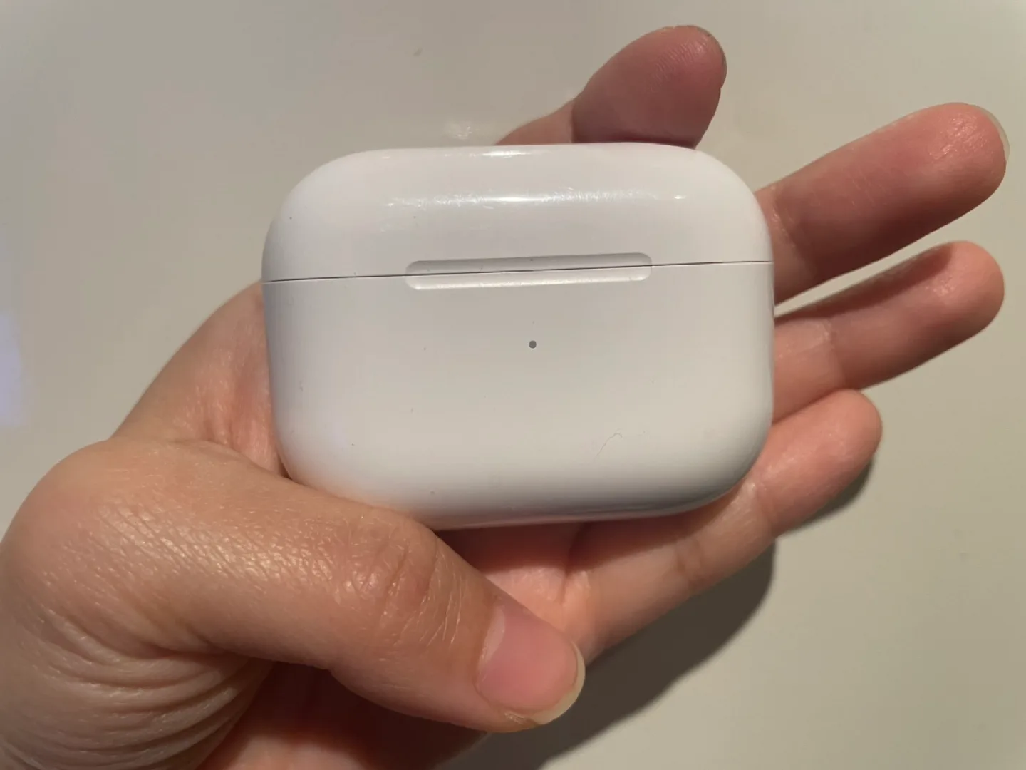 AirPods Pro Charging Case thumbnail