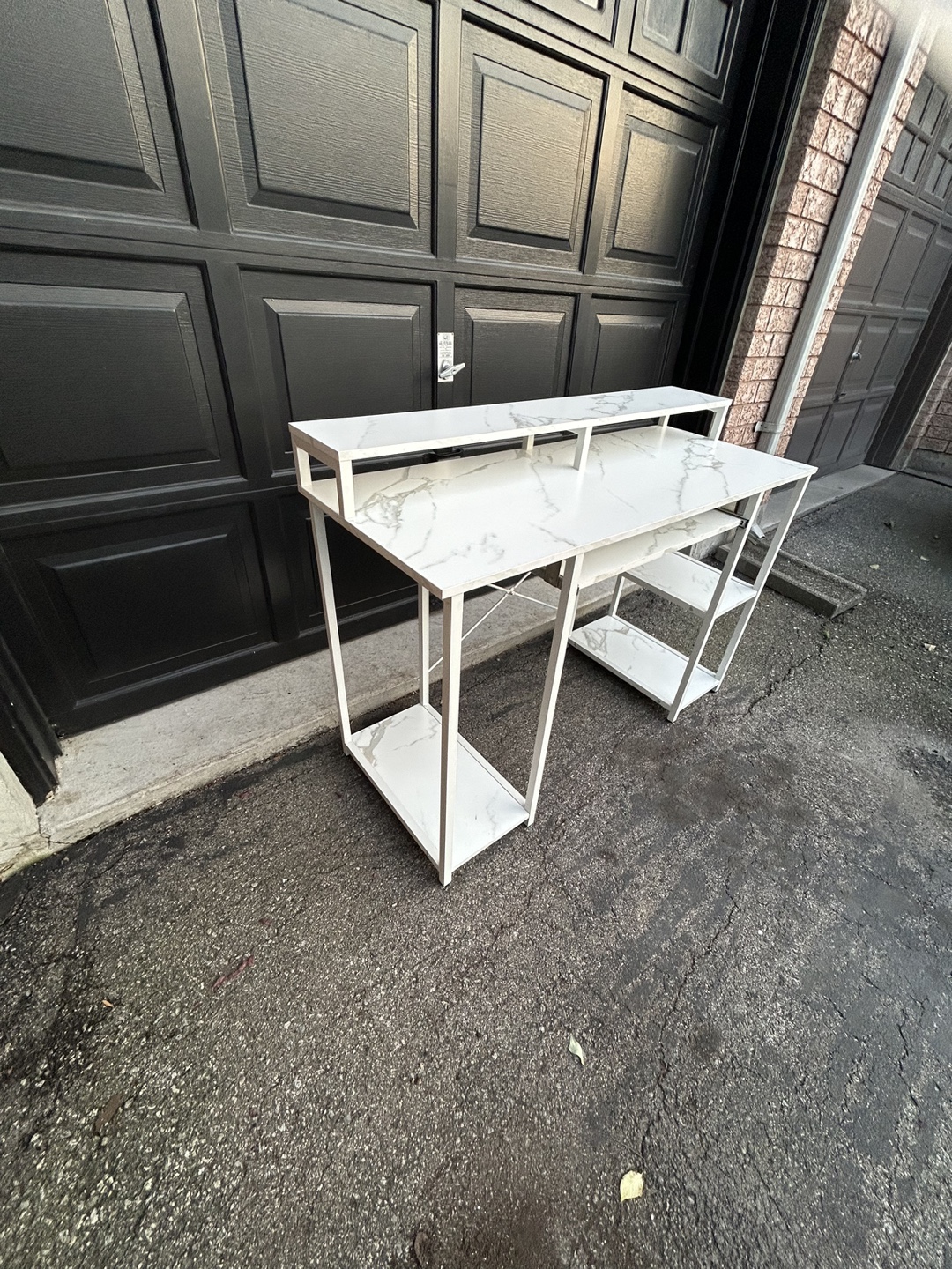 White Marble Computer Desk - photo 2