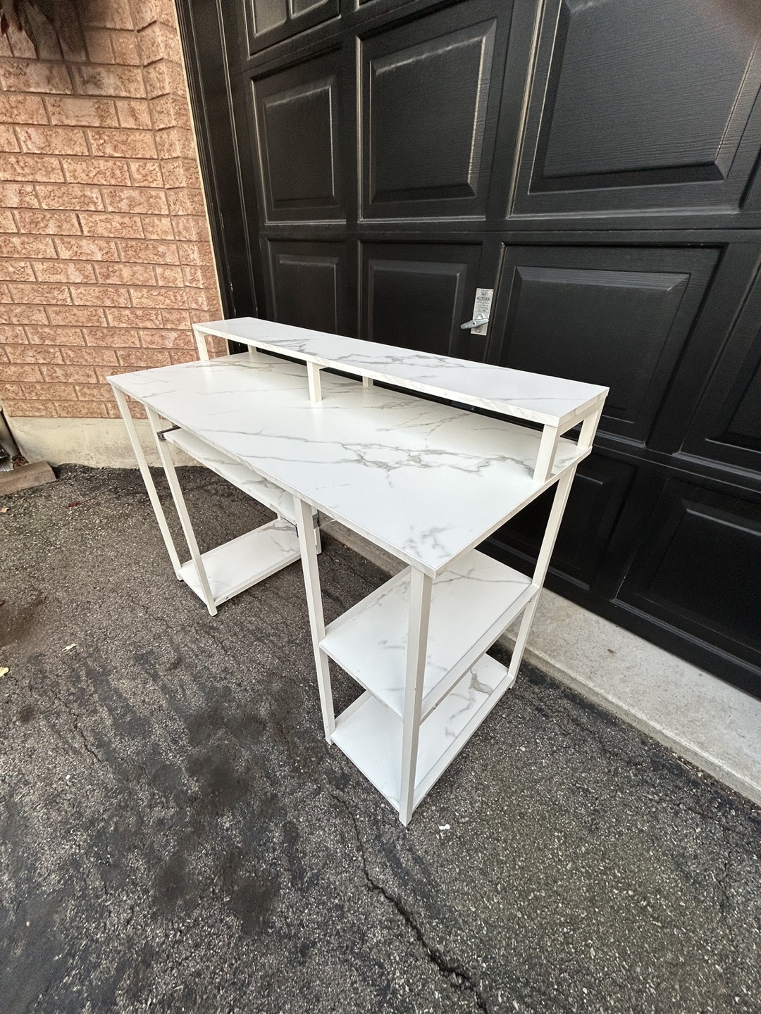 White Marble Computer Desk - photo 3