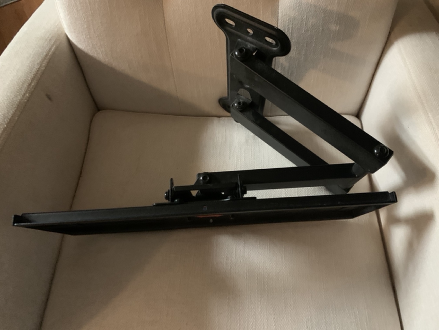TV Wall Mount #freecycle - photo 2