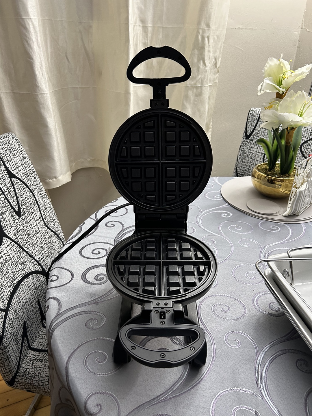 Hamilton Beach Waffle Maker