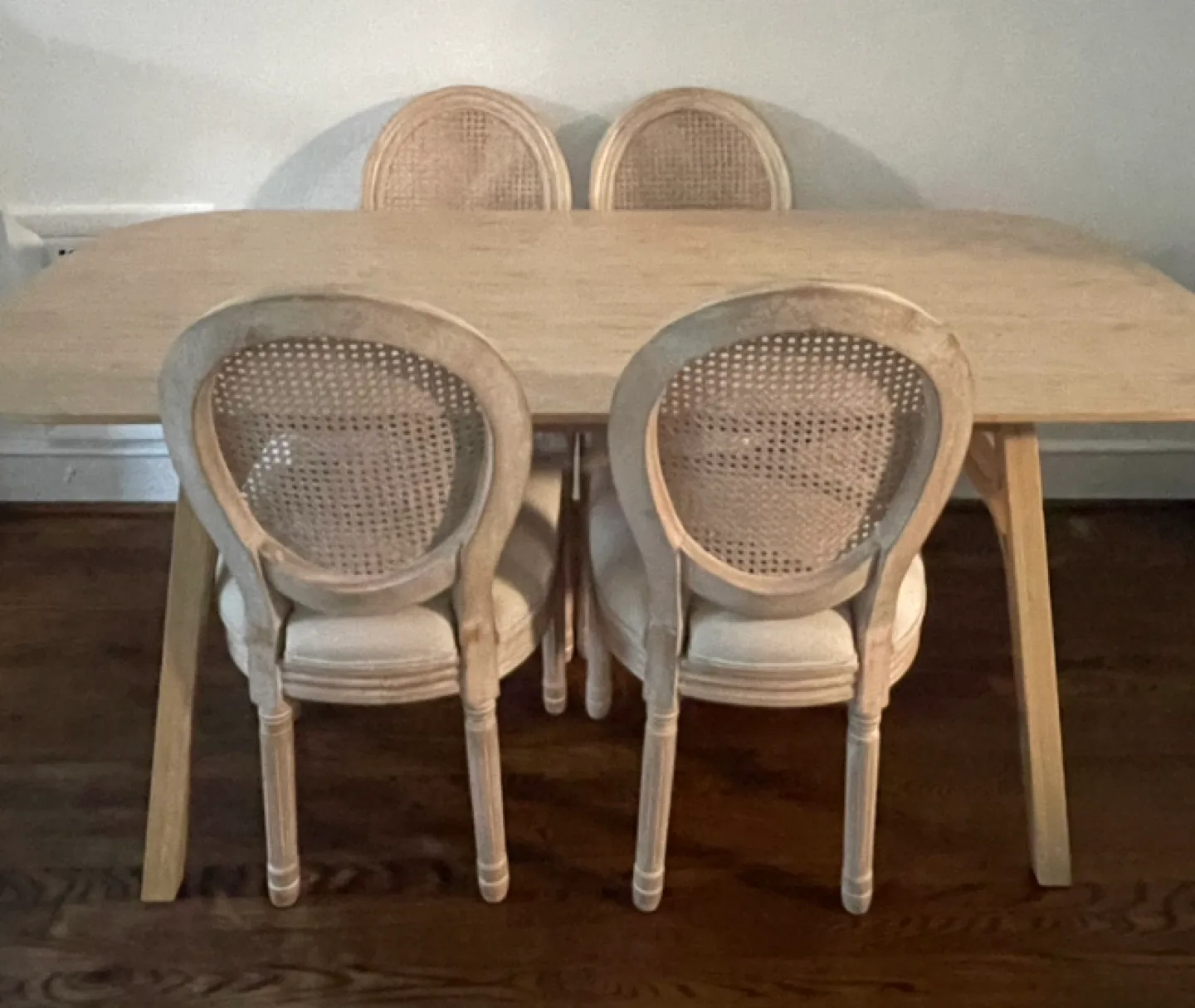 Dining Chairs (Set of 4) image indicator(2)