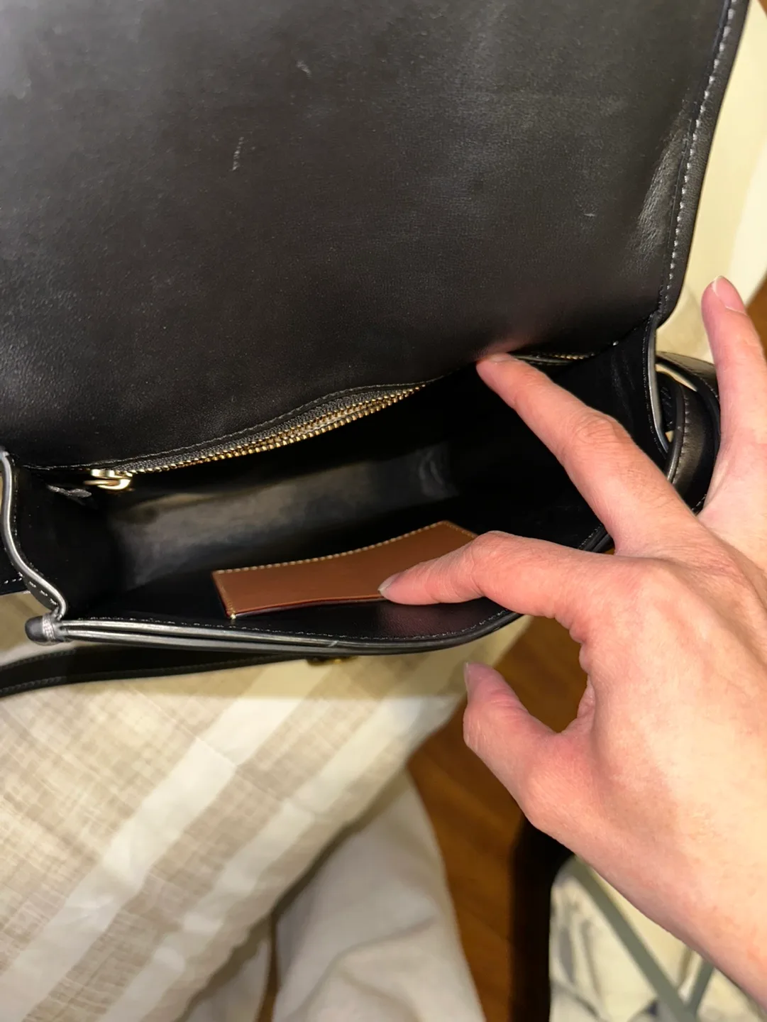 Coach Black Leather Crossbody Bag *ChristmasSelling* image indicator(6)