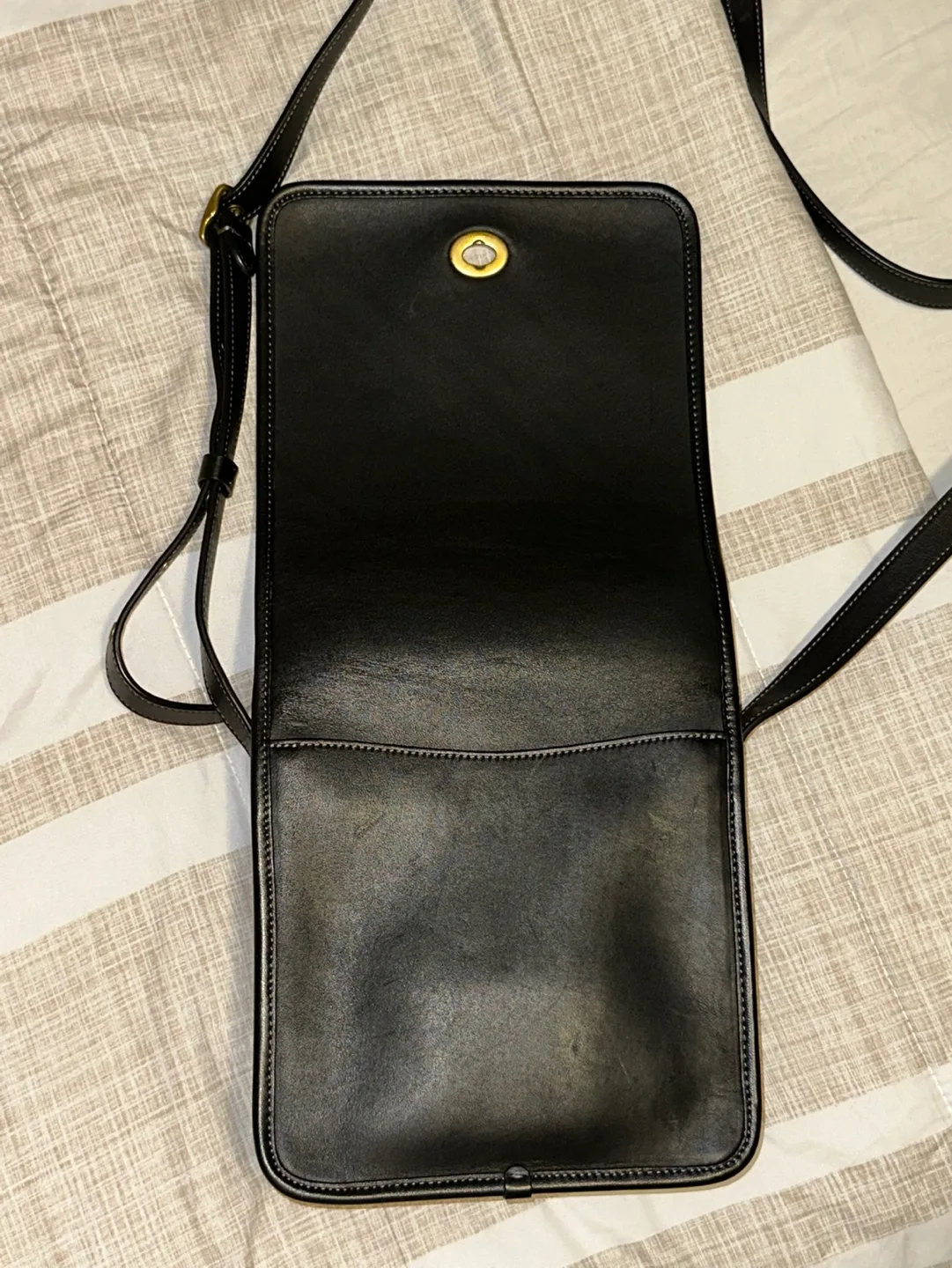 Coach Black Leather Crossbody Bag *ChristmasSelling* image indicator(3)
