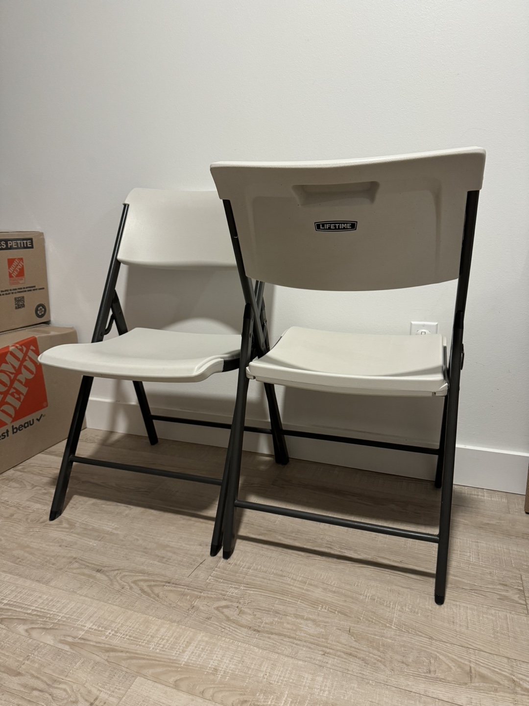 Lifetime Folding Chairs (Set of 2) - photo 2