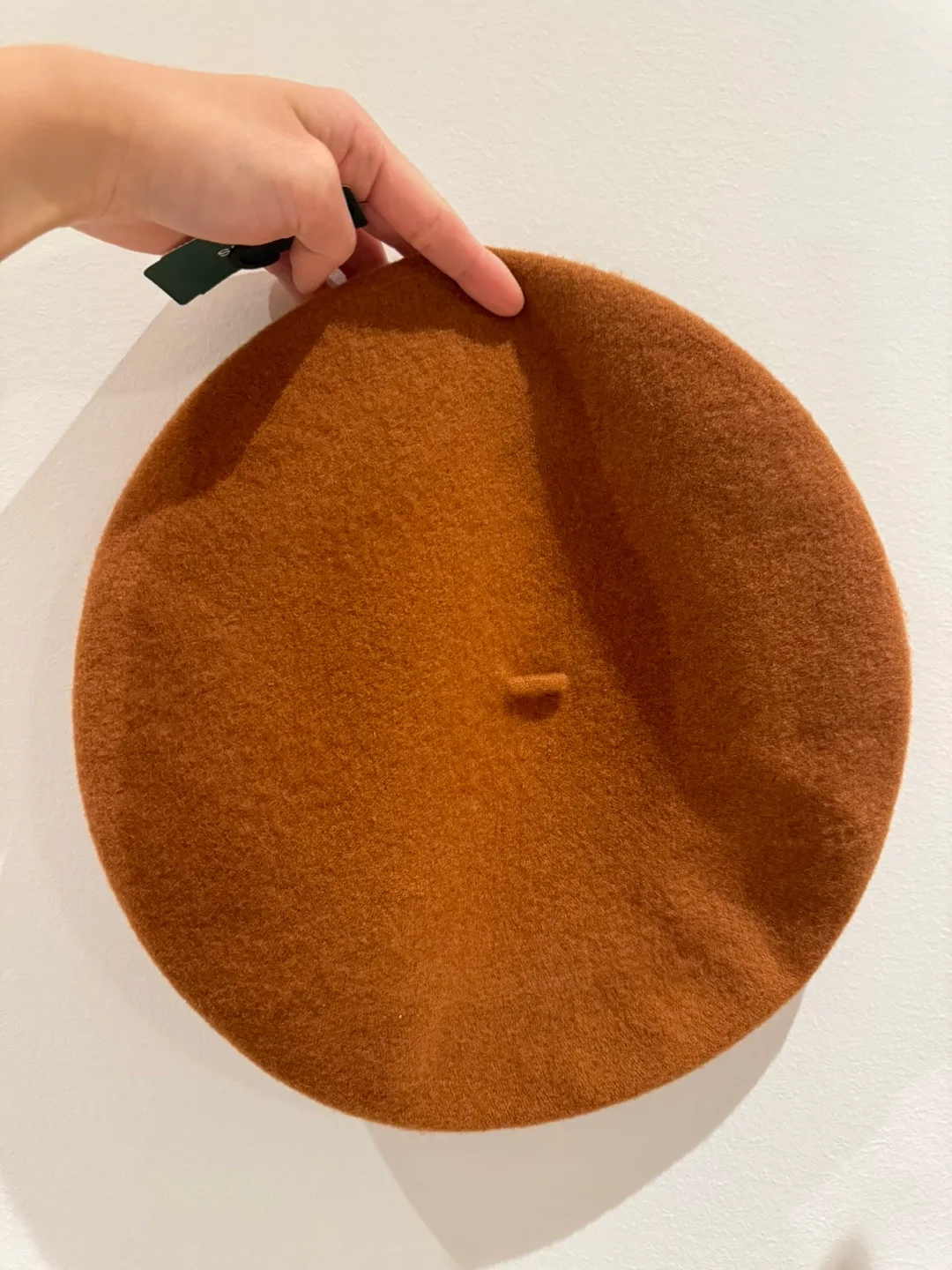 (Brand New) 100% Wool Round Beret Hat image indicator(2)