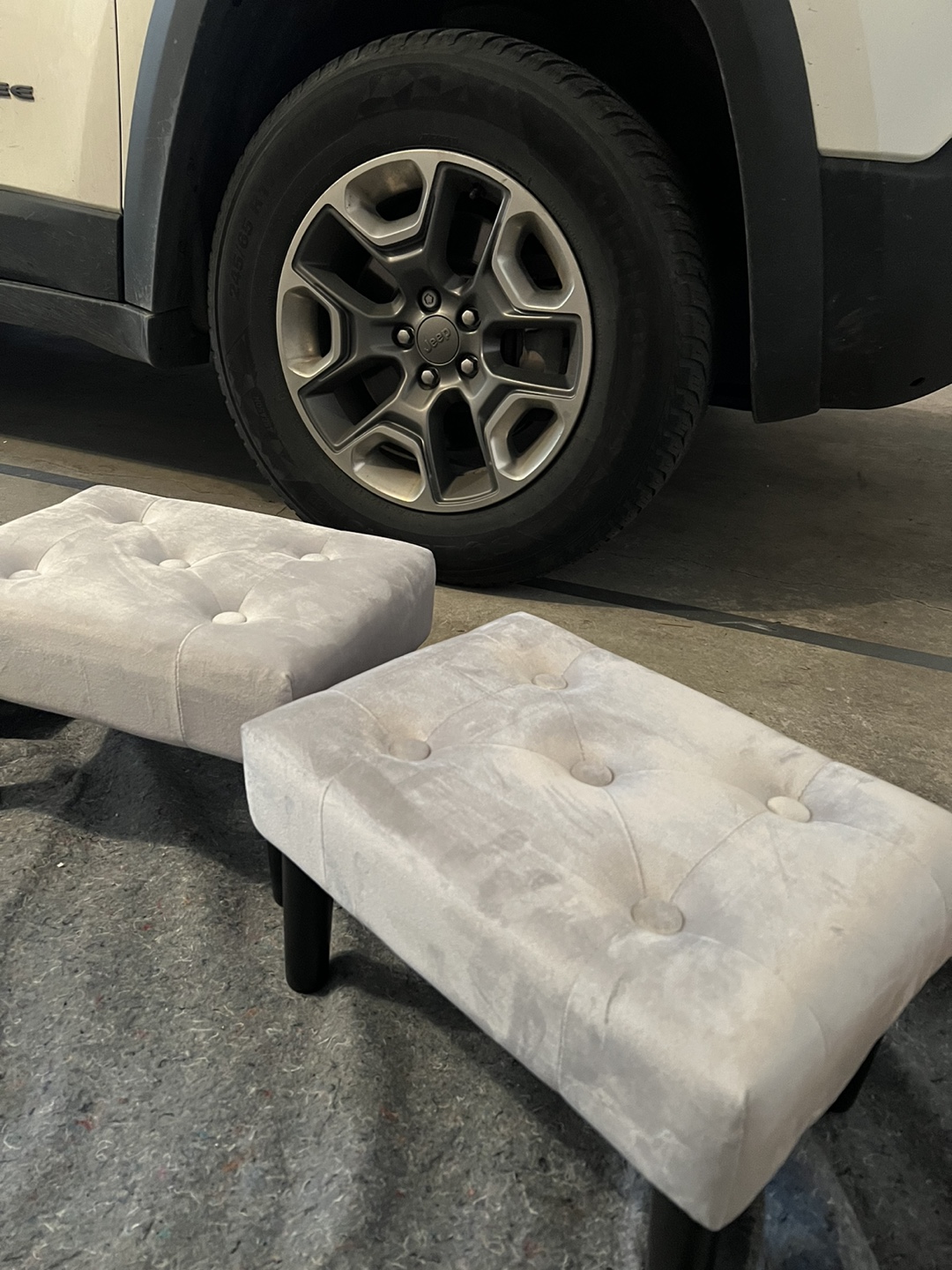Pair of grey velvet foot stool - photo 2