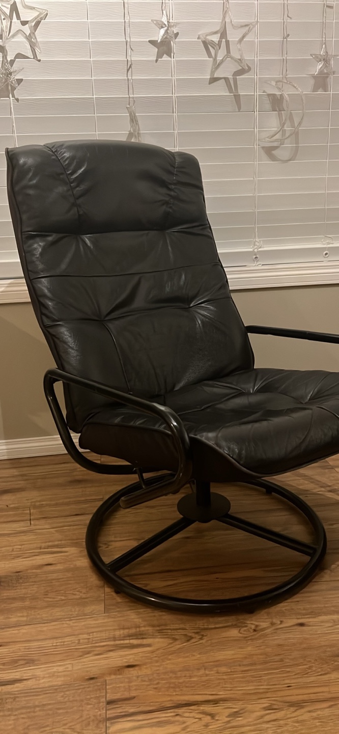 Black Leather Swivel Recliner