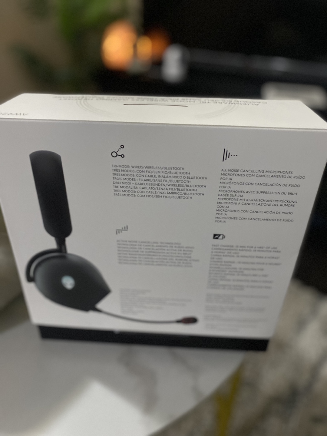 Alienware Tri-Mode Wireless Gaming Headset - AW920H - photo 3