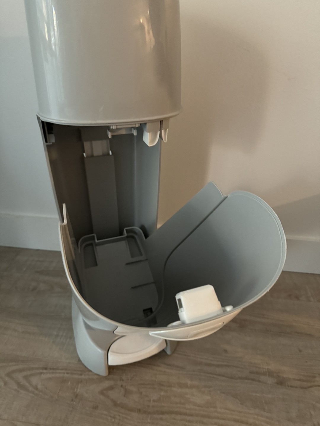 Diaper Pail - photo 3