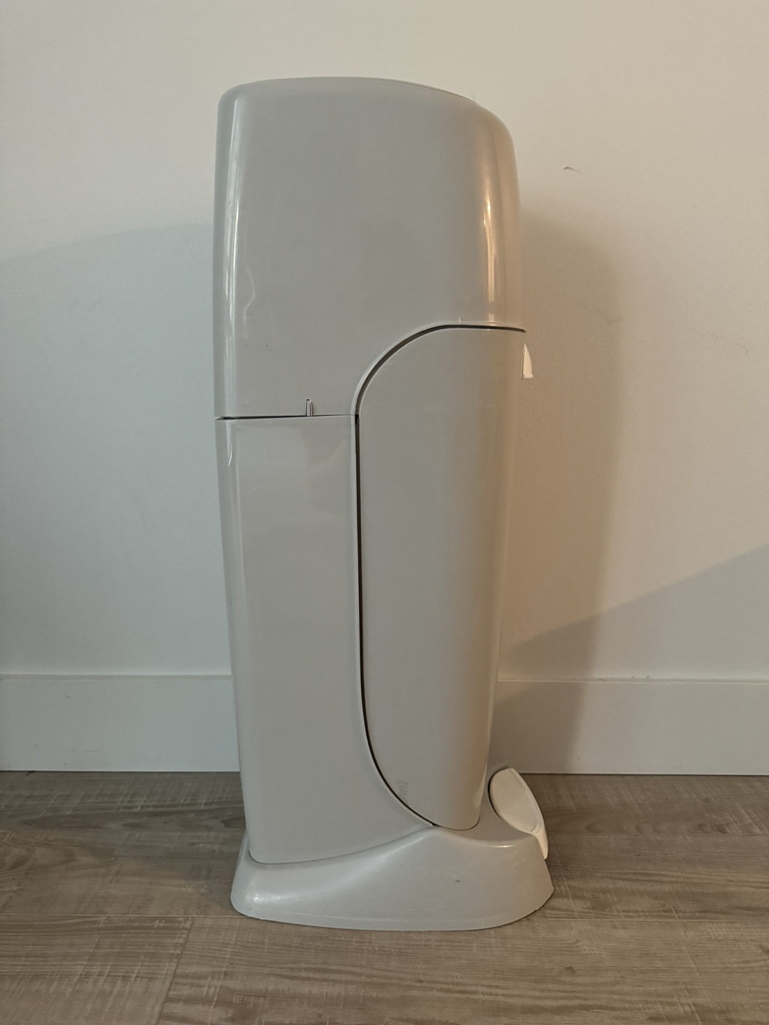 Diaper Pail - photo 2
