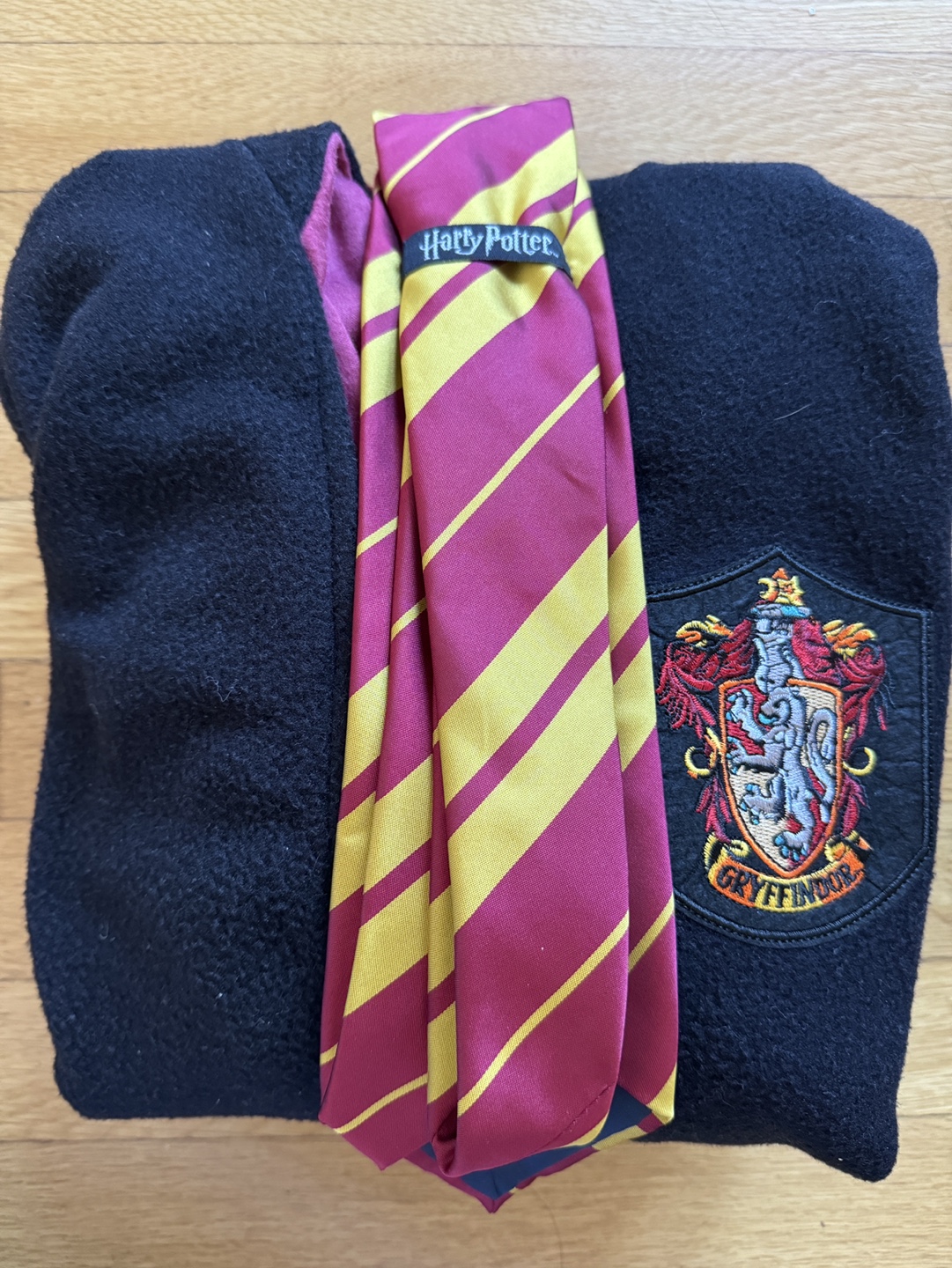 Official Harry Potter Gryffindor Halloween Costume Kids Medium - photo 2