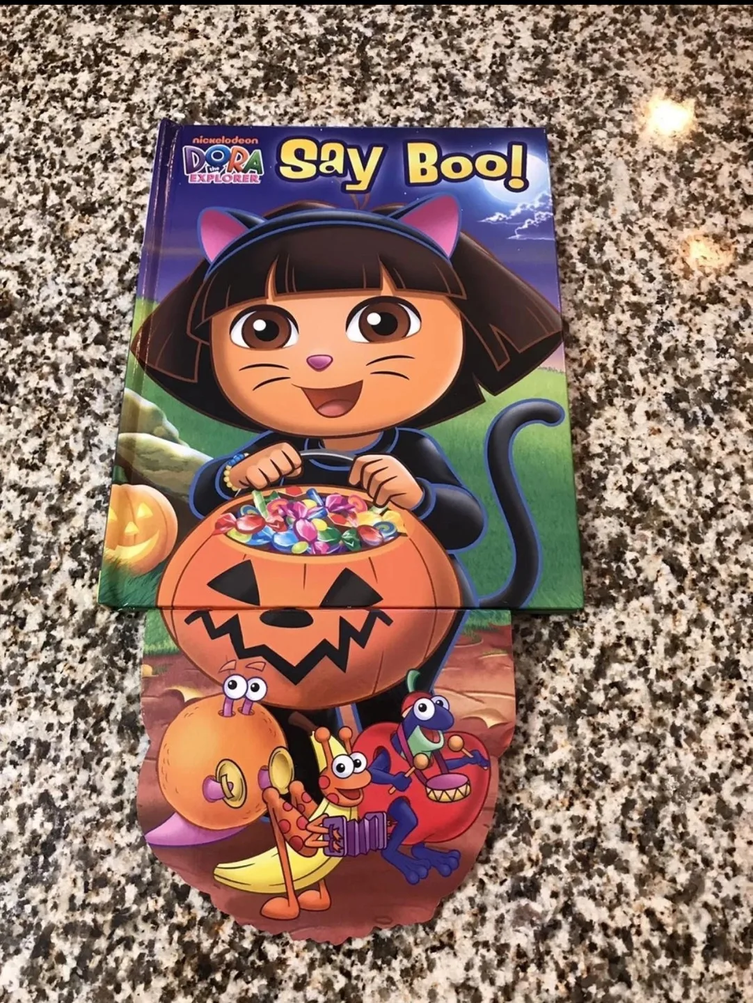 Dora -Halloween board book image indicator(3)