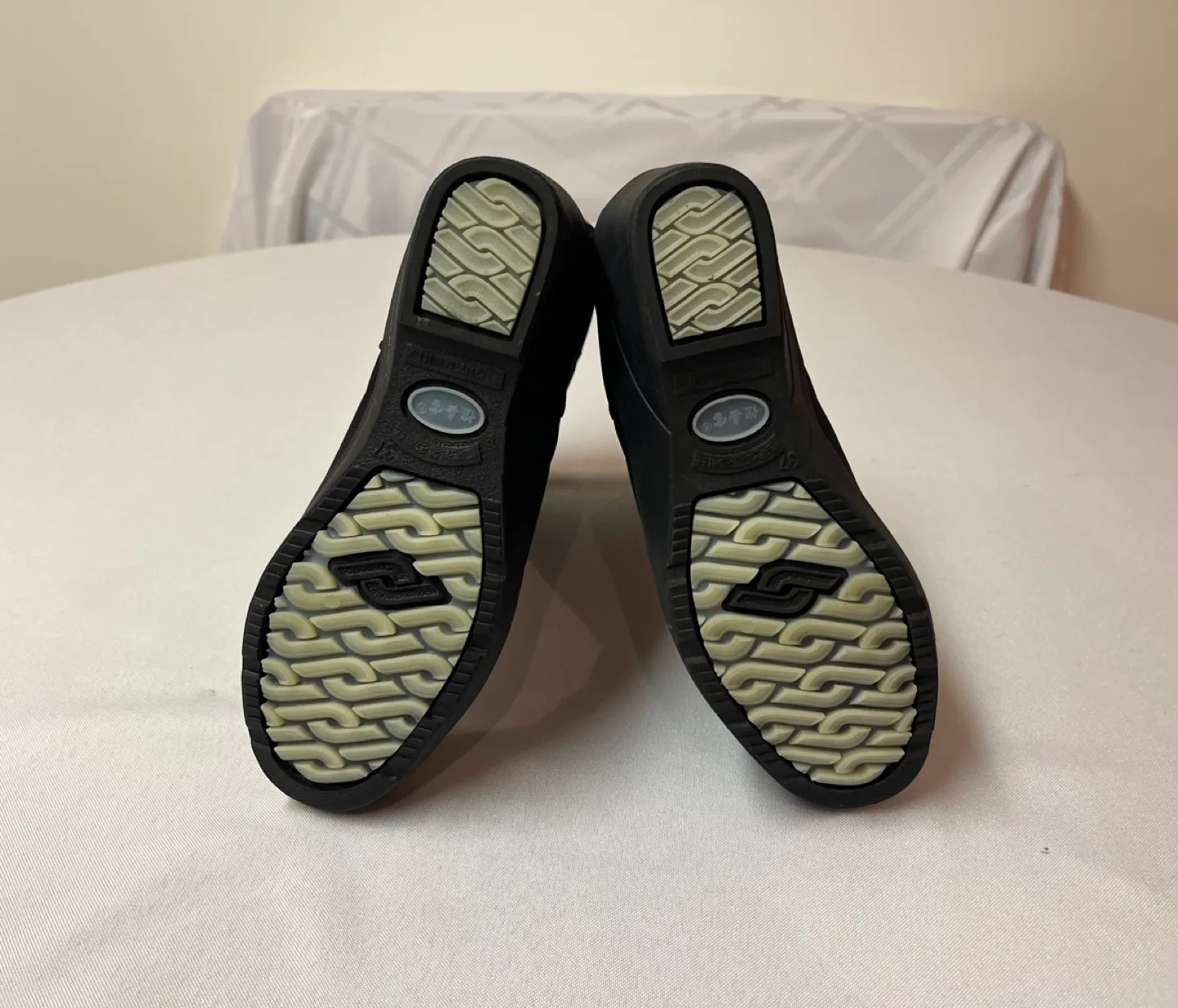 6.5 - NWOT - Winter Wedge Boots image indicator(4)