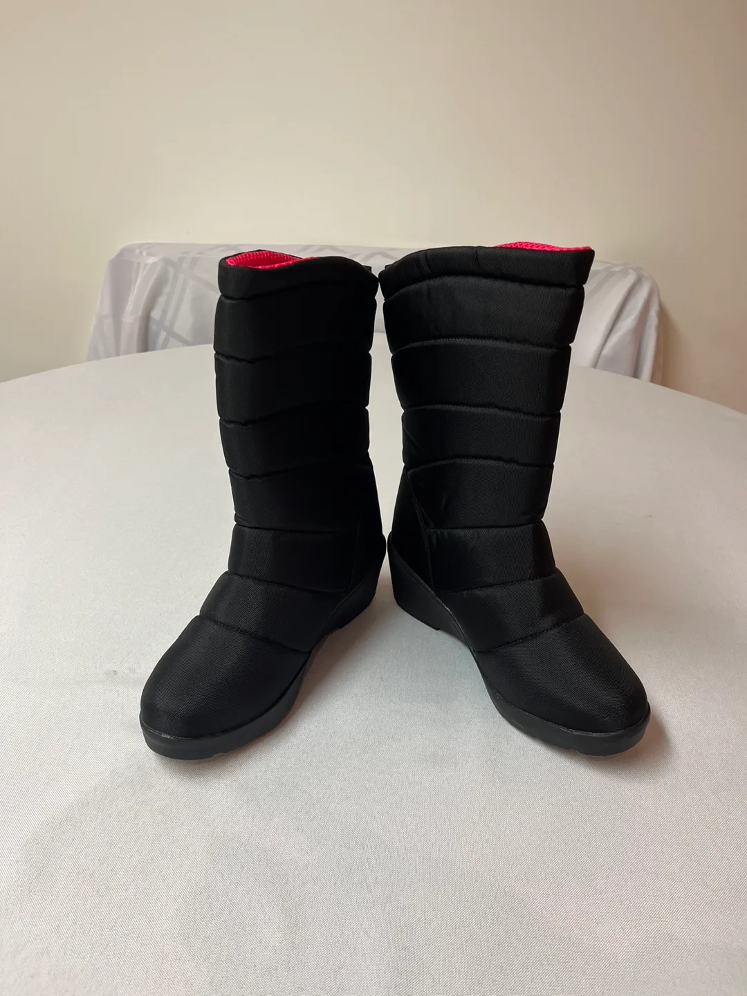 6.5 - NWOT - Winter Wedge Boots image indicator(2)