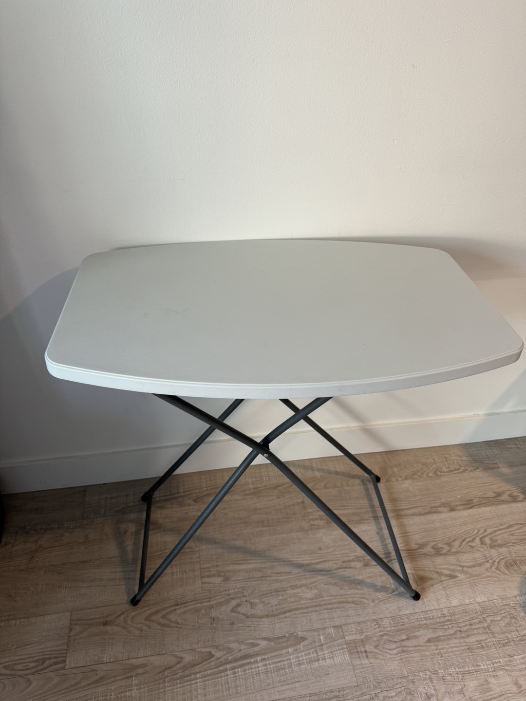 Folding Table