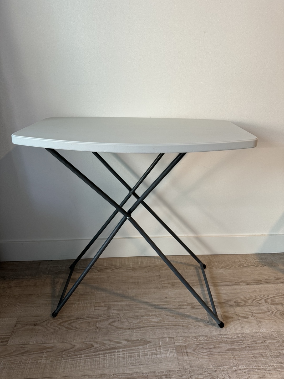 Folding Table - photo 2