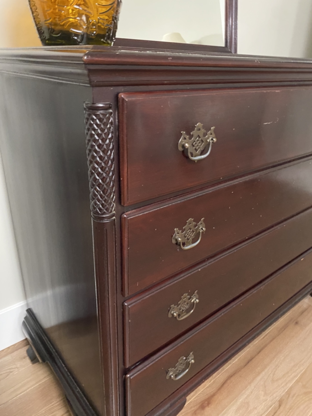Antique Mahogany Dresser with Mirror - photo 2