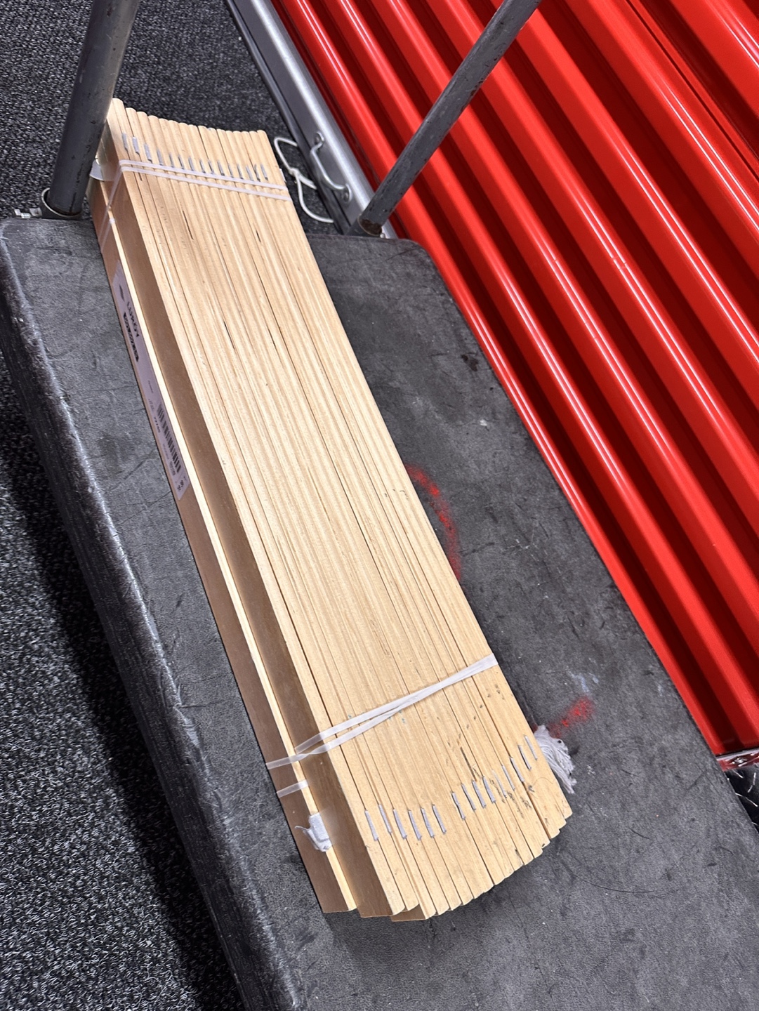 Luröy Queen Bed Slats - photo 2