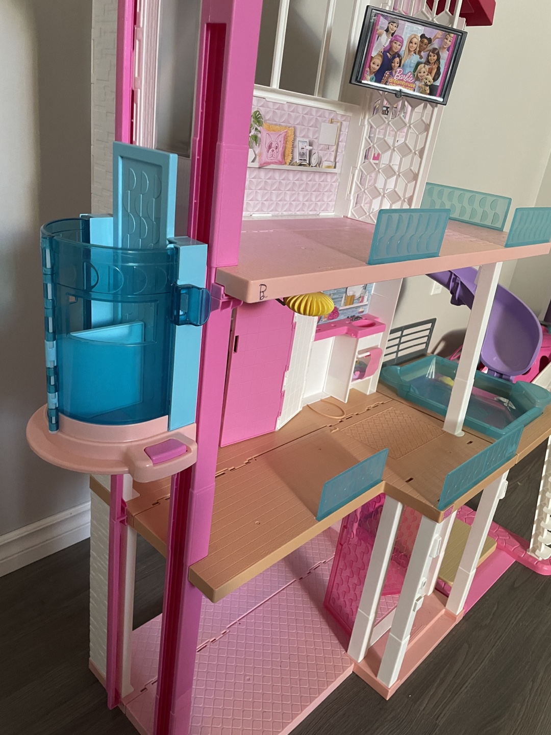 Barbie Dreamhouse Adventures Dollhouse - photo 2