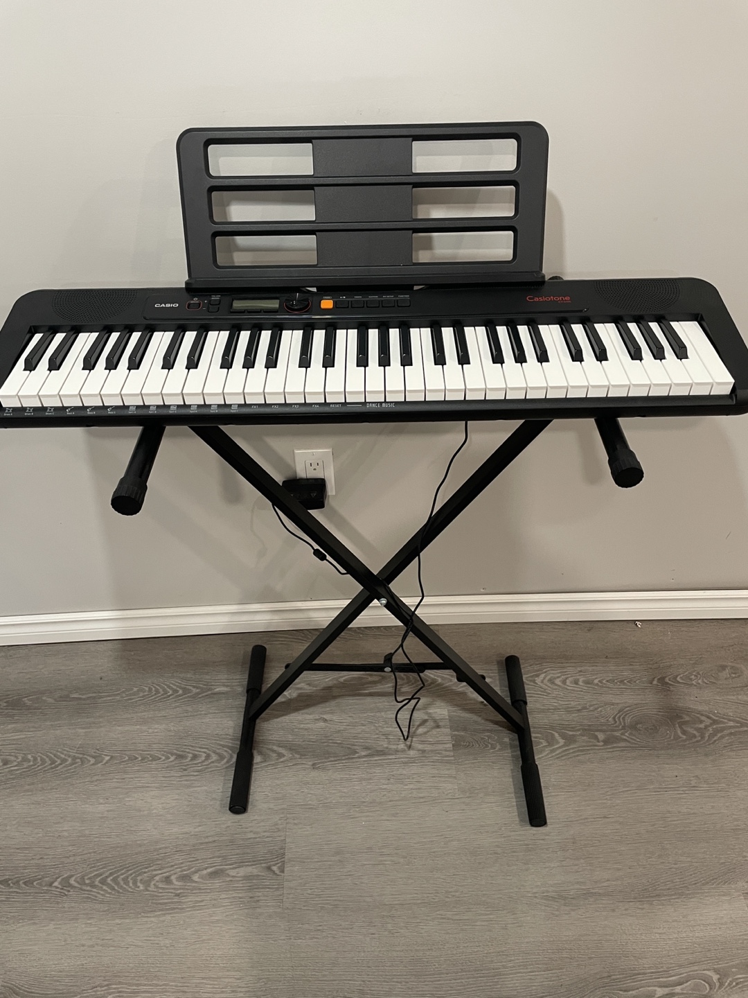 Casiotone CTK-255 Keyboard with Stand