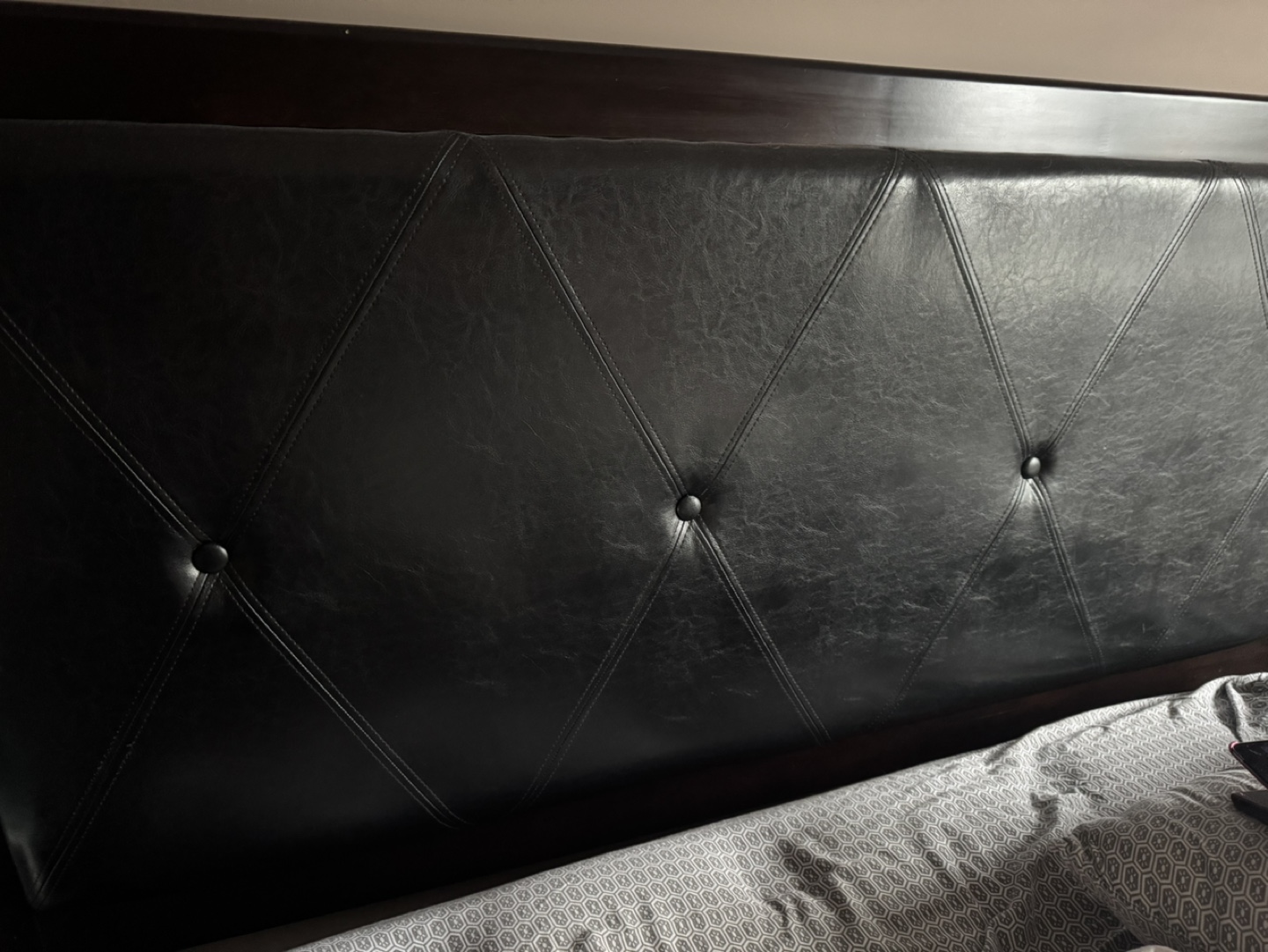 Queen Size Bed Frame w/headboard - photo 3
