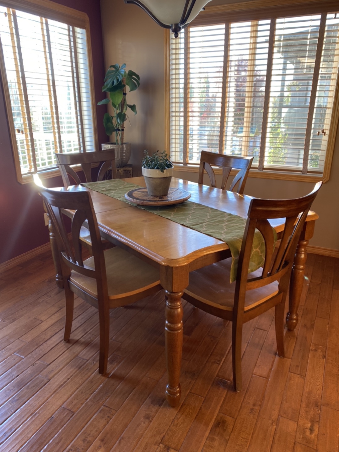 Dining Set - Table and 4 Chairs