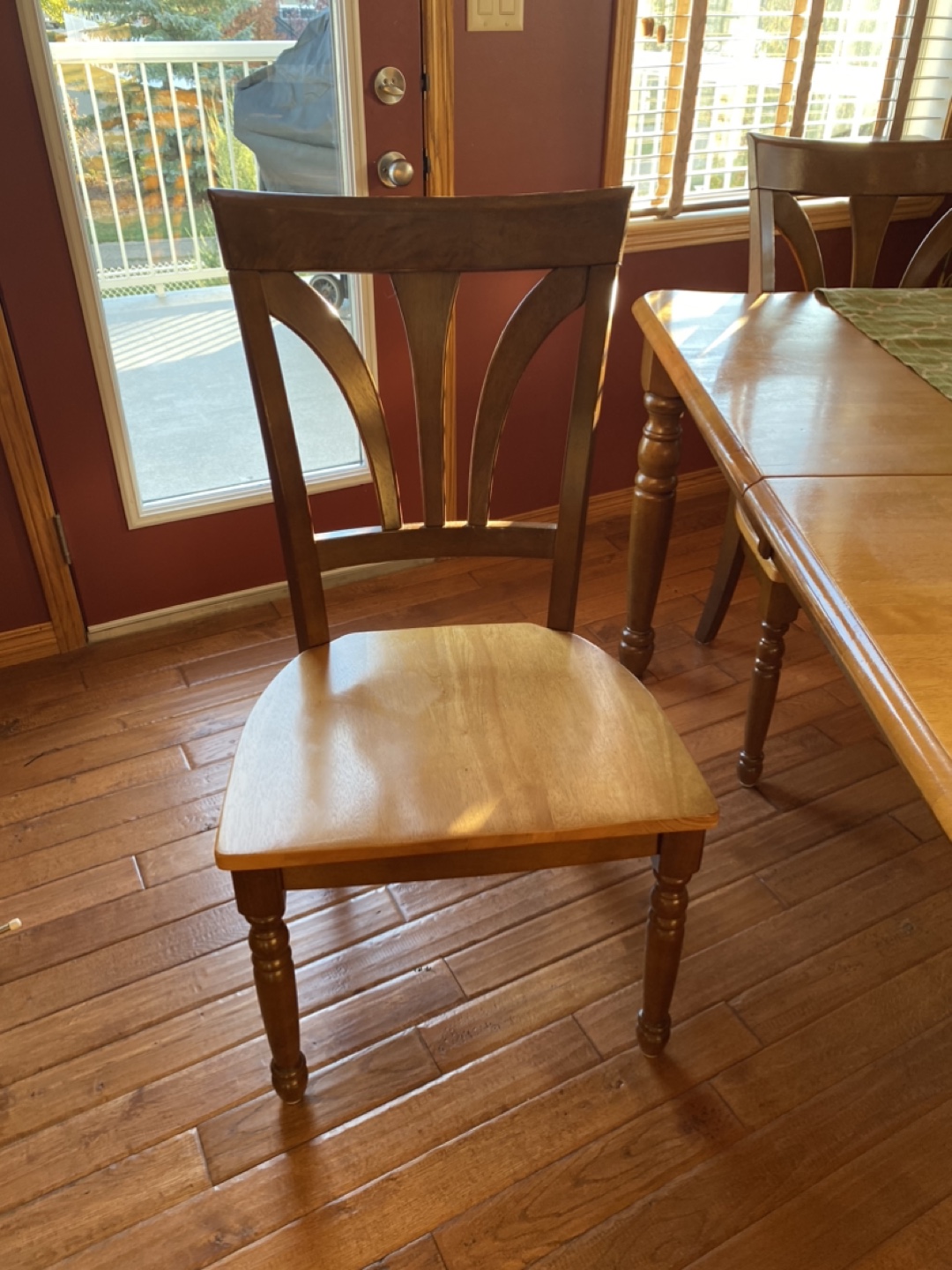 Dining Set - Table and 4 Chairs - photo 2