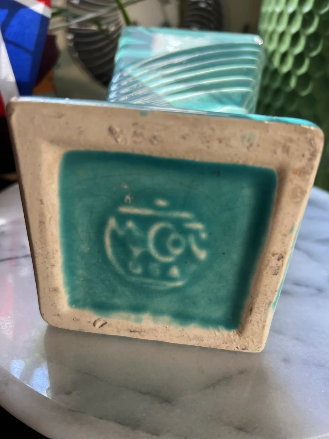 Vintage 1940’s McCoy Pottery Vase image indicator(5)