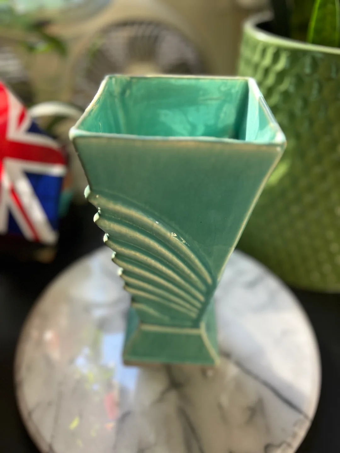 Vintage 1940’s McCoy Pottery Vase image indicator(3)