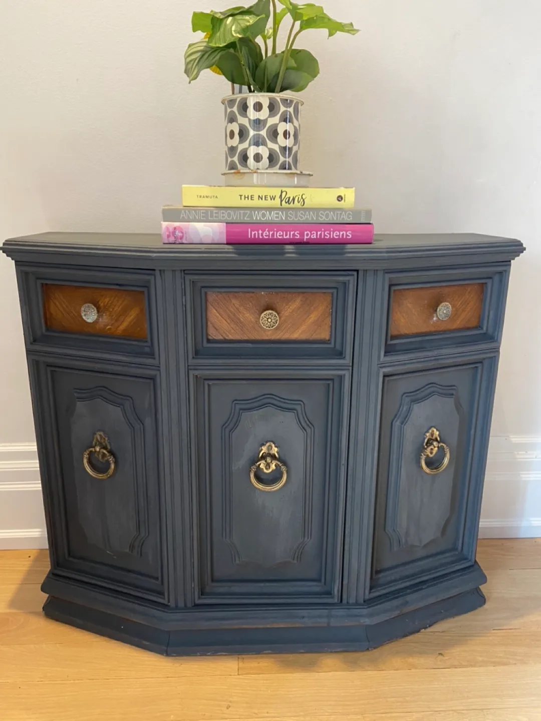 Vintage Mid-Century Sideboard Cabinet thumbnail