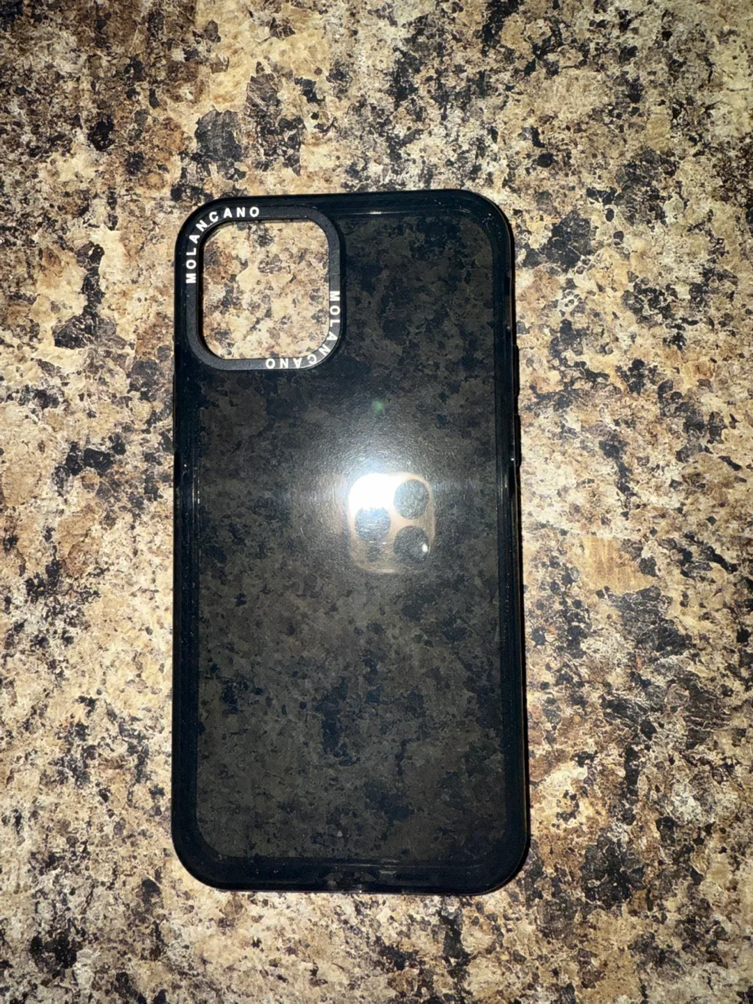 iPhone 12 pro Case & screen protector image indicator(2)