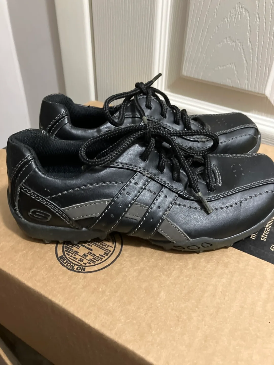 Skechers Black Running Shoes image indicator(2)